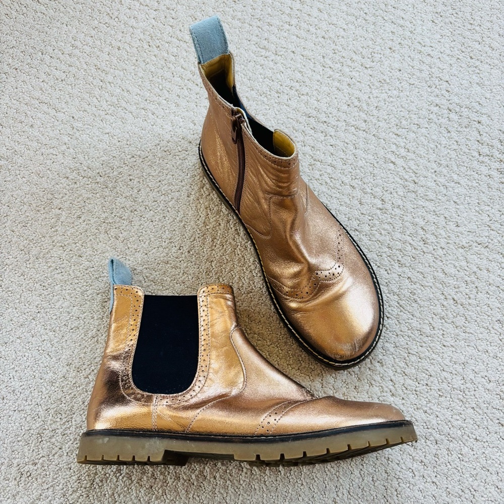 Mini Boden bronze copper leather Chelsea boots